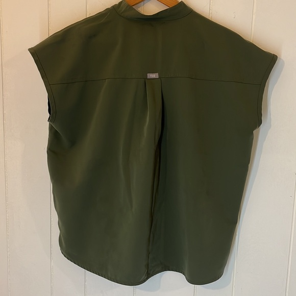 Figs Rafaela Green Oversized Medical Scrub Top Medium - Picture 5 of 6